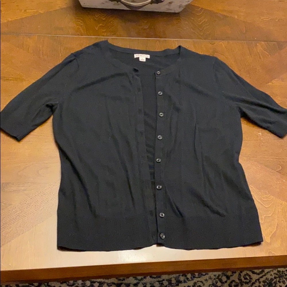 Black sweater with half sleeves